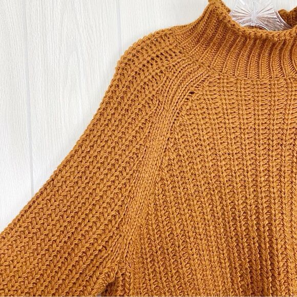 H&M | Burnt Orange Cropped Mock Neck Knit Sweater Size Small - Picture 5 of 10